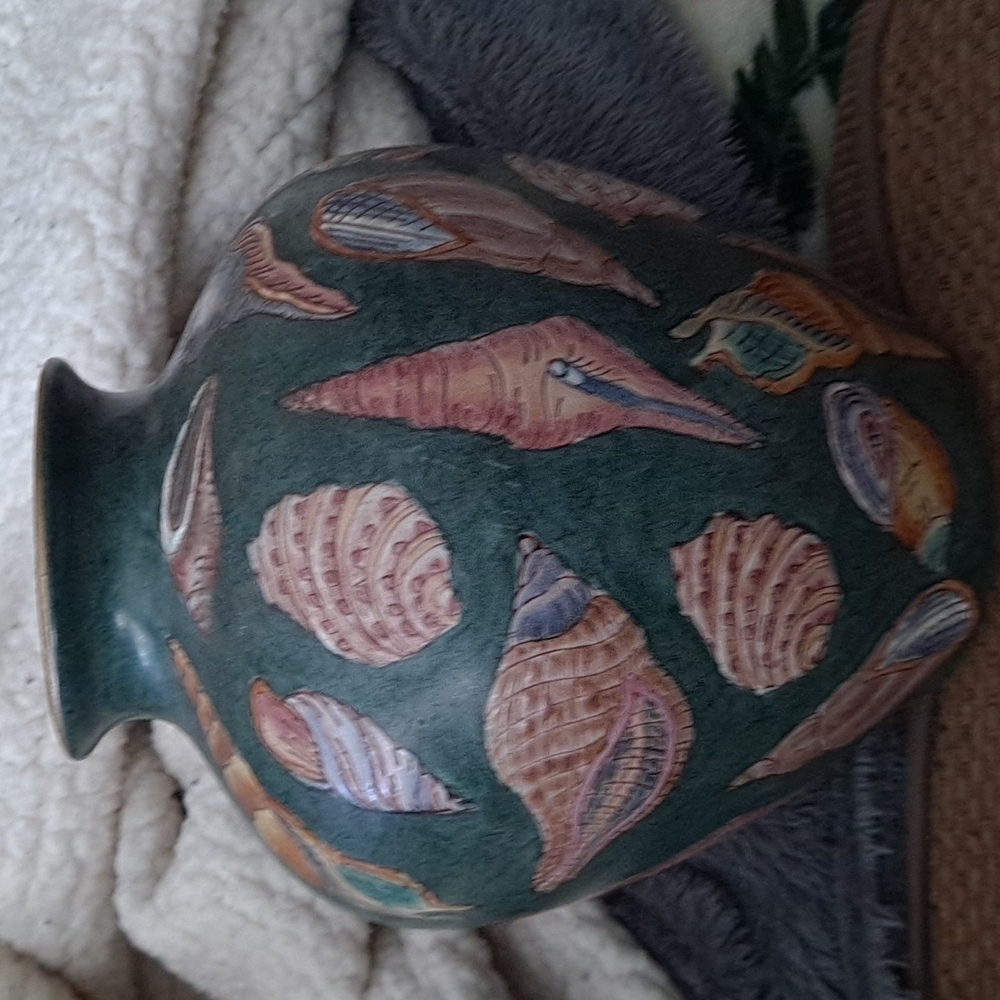 Seashell vase